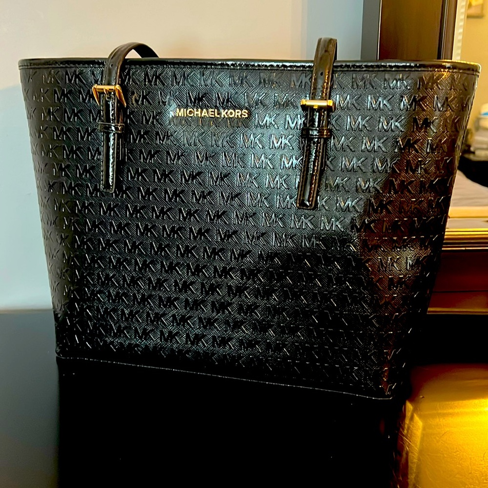 Michael Kors jet set travel carry all tote- Patton, leather black - brand new